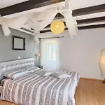 Jona * Poreč